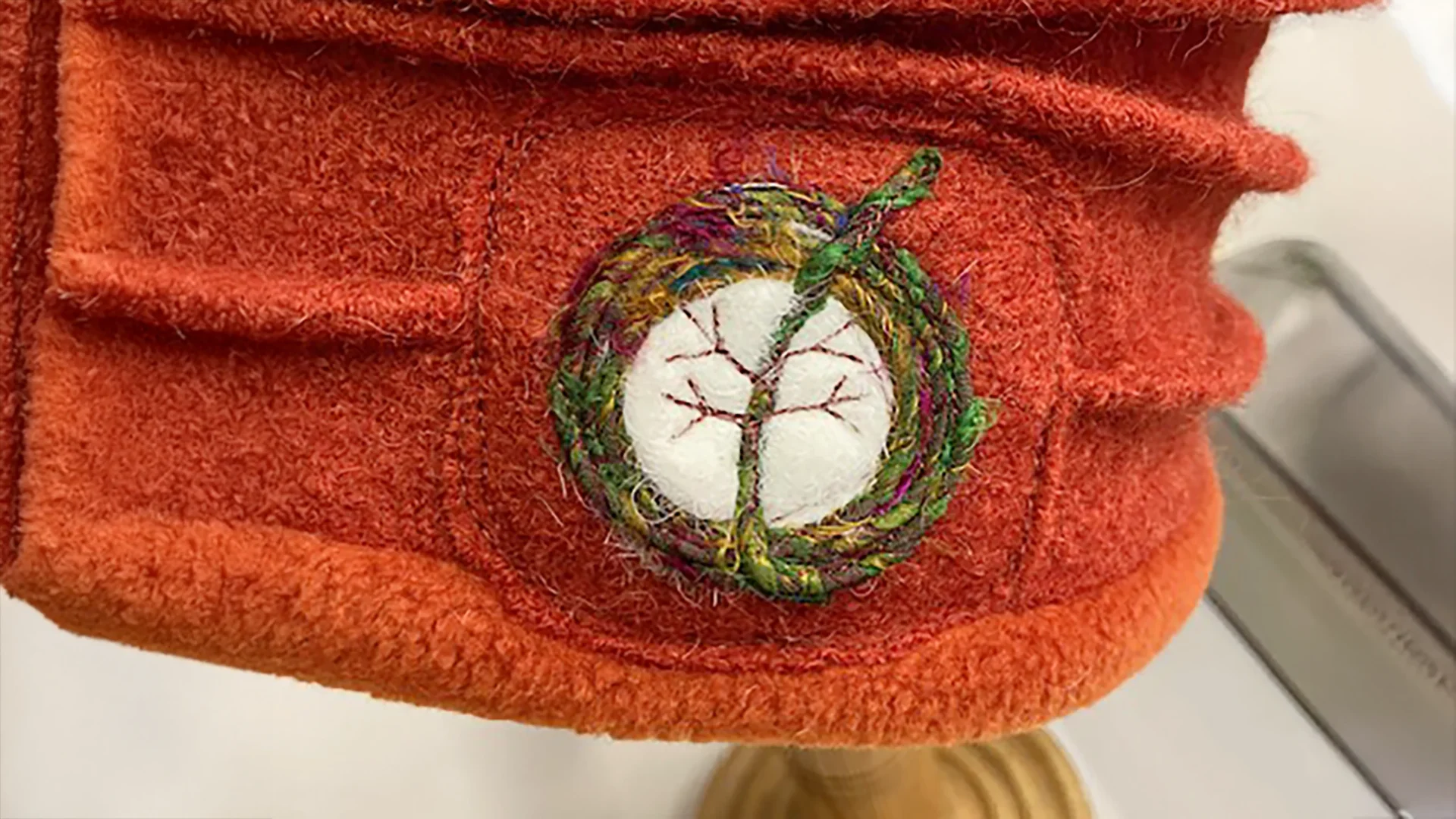 Sally Wilding Hedkase 2025 11-2 LS