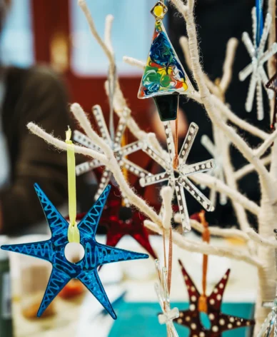 Danielle Hopkinson Glass Workshop Christmas 2025 8