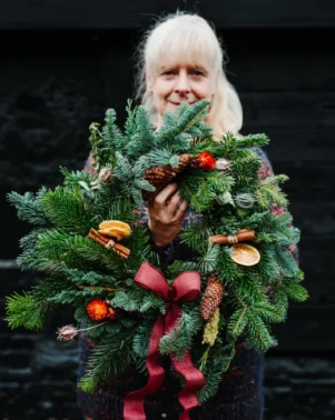 Wreath 2026 Grey 6