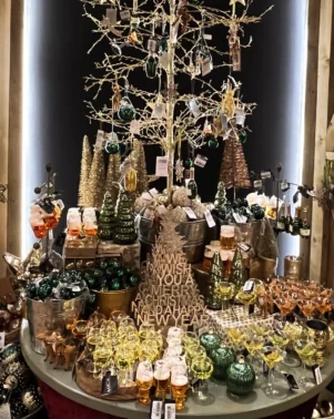 Christmas Shop 2026 11