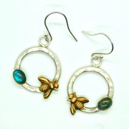 bee-circle-earrings-e1630616677918