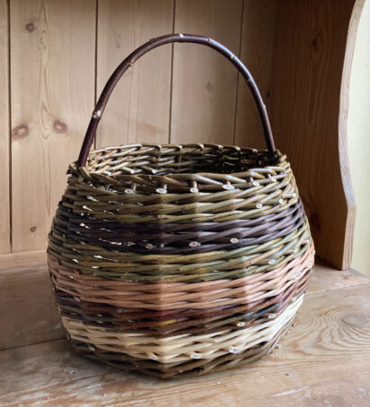 Willow Basket with Handle square