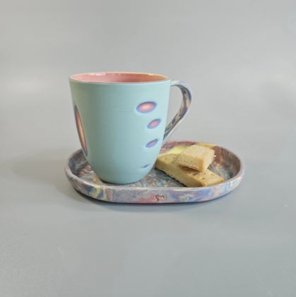 24-SheilaMadder-cup and long saucer