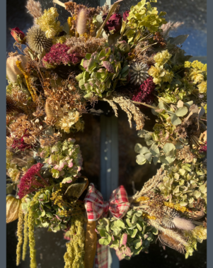 Dried Flower Wreath 4 LS